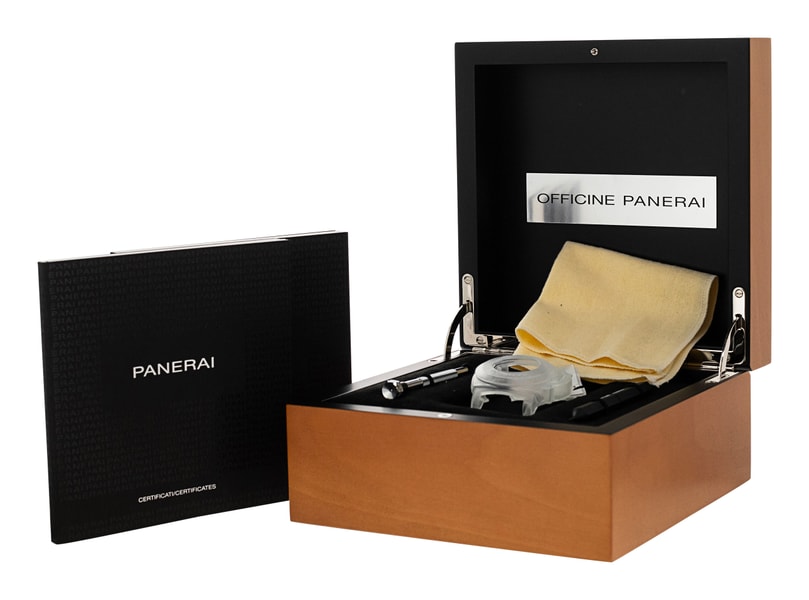 Panerai Luminor GMT PAM00535